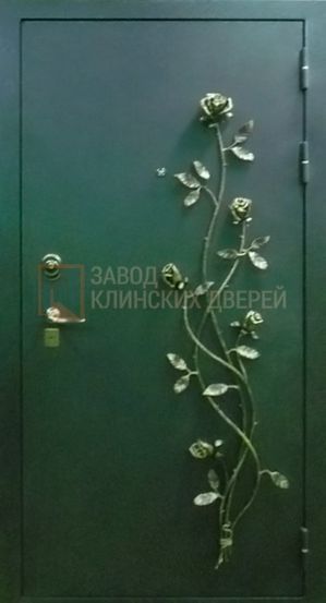 Входная металлическая дверь с порошком и МДФ внутри с ковкой ДК-15 с порошком и МДФ внутри с ковкой ДК-15